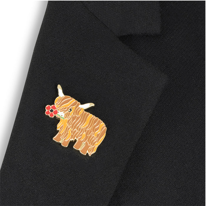 Highland Cow Five Petal Poppy Pin