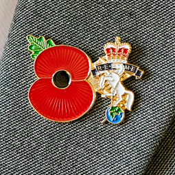 Service Poppy Pin R.E.M.E