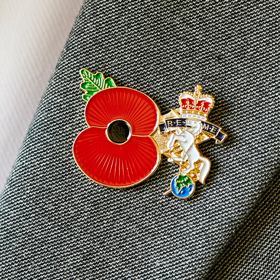 Service Poppy Pin R.E.M.E